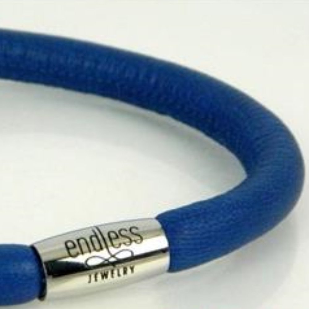 ENDLESS Blue Sapphire Single Wrap Charm Bracelet